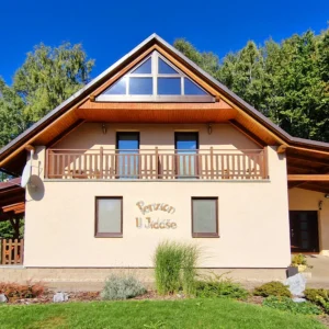 Moderní apartmány u Pekla Čertovina: jídlo, animace i wellness