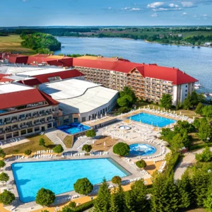 Rodinný pobyt u Mazurských jezer s obřím aquaparkem