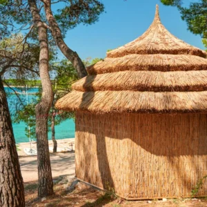 Plážový resort v Pakoštane: bungalov, all inclusive light, atrakce