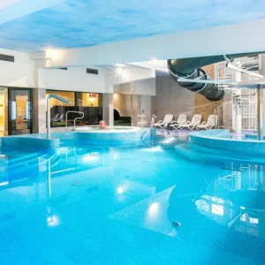 Zawiercie: 4* hotel, sauny, bazény, polopenze