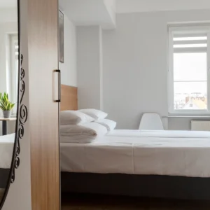 Moderní hostel v centru Vratislavi: strava, výlety