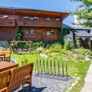 Relax v beskydské kolibě s jídlem i wellness