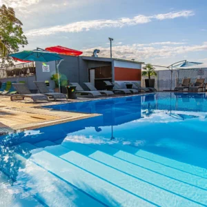 Sluneční jezera: 4* hotel s polopenzí a wellness