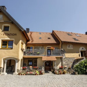 Rodinný penzion u Českého lesa: polopenze i bazén