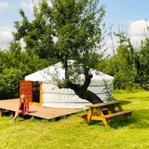 Jurta v kempu v Českém ráji až pro 6 osob