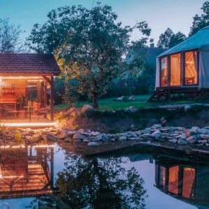 Romantická jurta pro dva s biotopem a saunou