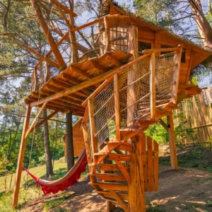 Treehouse Stvořidla: gril, koupací sud i wellness
