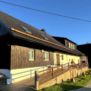 Šumava: pobyt v apartmánu nebo v podkroví se snídaní