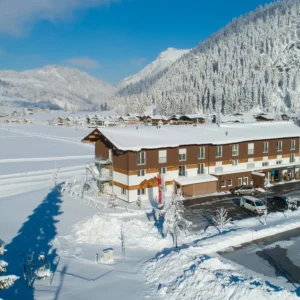 Pobyt u Saalbachu: sauny, bio strava i karta výhod