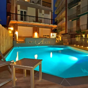 Itálie: rodinný hotel s bazénem, snídaně i polopenze