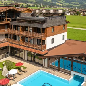 Krásný hotel v Tyrolsku s polopenzí a božím wellness