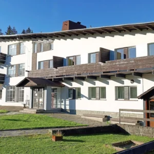 Hotel u přehrady v Horní Bečvě se zahradou a snídaní