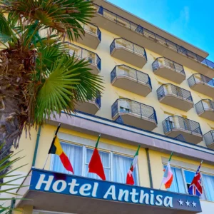 Lido di Savio: 3* hotel u pláže, plná penze, bazén