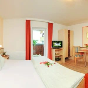 Ischgl: horská turistika i lyžování v Tyrolsku, až 6 osob