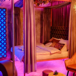 Pokoj pro vaši love story: zamilované hry i vířivka