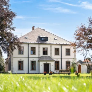 Jeseníky: pobyt v bývalém zámku, snídaně i wellness