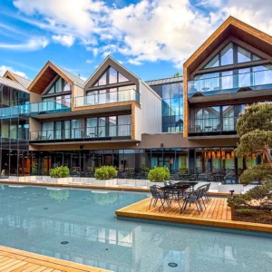 5* wellness hotel a krásné vilky v polských Krkonoších