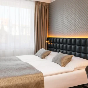 Pobyt v Praze: hotel se snídaní, 5 min. od metra