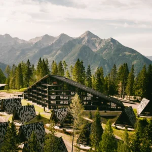 Alpský resort: vč. polopenze, wellness i lyžování