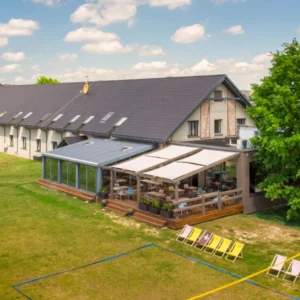 Hotel pro milovníky koní u Krakova: snídaně i wellness