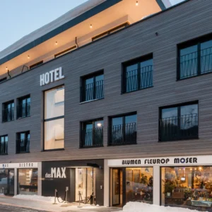 Boutique hotel v Seefeldu: střešní wellness a snídaně