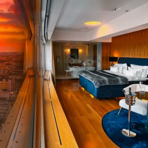 Úžasný výhled: hotel v Žižkovské věži se snídaní