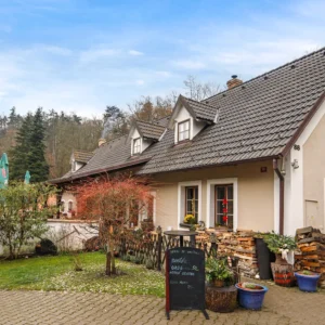 Pár dní v útulném penzionu pár kroků od Karlštejna
