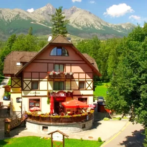 Pobyt v srdci Tatranské Lomnice: snídaně, wellness