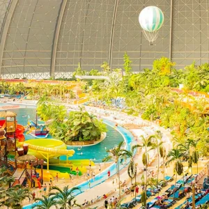 Výlet do Tropical Islands: největší indoor pláž v Evropě