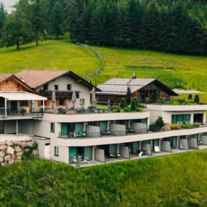 Dolomity: moderní hotel v přírodním parku, snídaně, wellness
