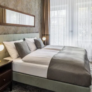 Hotel v centru Piešťan: strava i pivní wellness