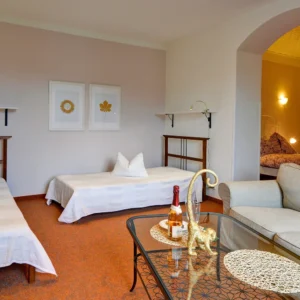 Loket: rodinný penzion se snídaní a wellness