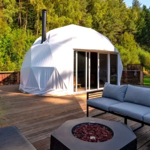 Luxusní glamp na východě Čech se saunou a vířivkou