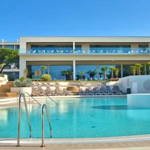 Istrie: pobyt ve 4* hotelu se stravou, 150 m od pláže