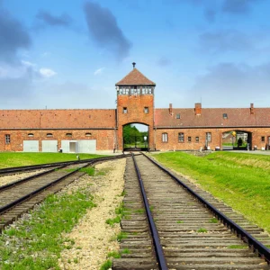 Poznávací exkurze do Osvětimi a Březinky