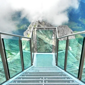 Adrenalinový výlet na vrcholky Alp na Dachsteinu