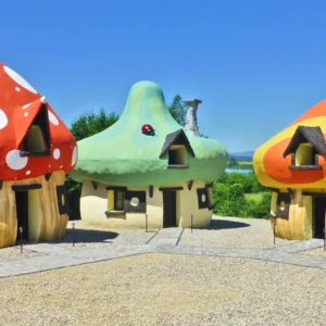 Pobyt v houbičkové chaloupce s jídlem až pro 4 os.