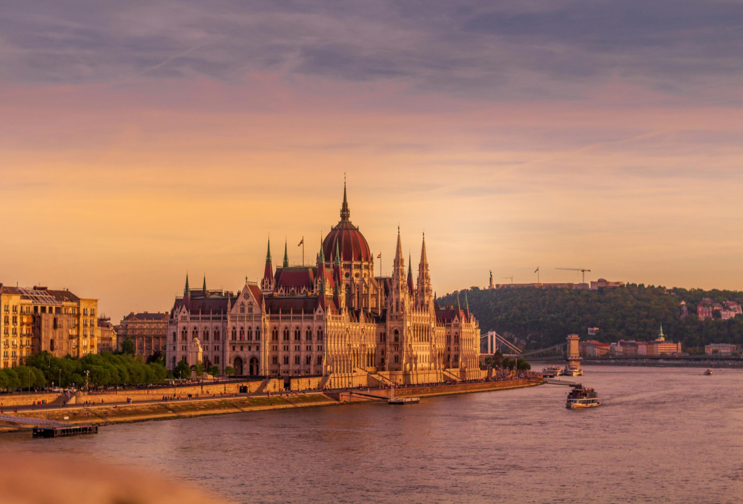 Budova parlamentu v Budapešti